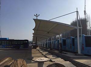 朔州<font color='red'>膜結(jié)構(gòu)車(chē)棚</font>【廠家直銷(xiāo)】朔州膜結(jié)構(gòu)停車(chē)棚,張拉膜車(chē)棚