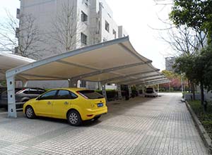 <font color='red'>膜結(jié)構(gòu)車(chē)棚</font>制作有哪些注意事項(xiàng)？