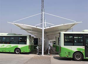 臨汾<font color='red'>膜結(jié)構(gòu)車(chē)棚</font>【廠家案例】臨汾膜結(jié)構(gòu)停車(chē)棚,張拉膜車(chē)棚