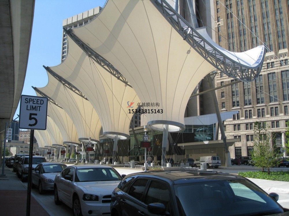 湘潭膜結(jié)構(gòu)廠家【專(zhuān)業(yè)膜結(jié)構(gòu)】