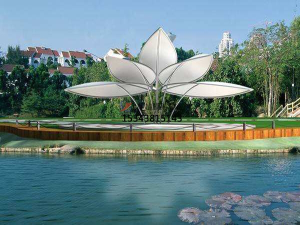 膜結(jié)構(gòu)景觀工程能提供豐富多彩的用途！