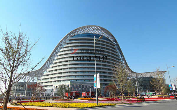 如何避免膜結(jié)構(gòu)起皺？【膜材品牌】