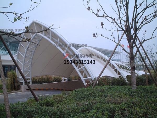 廈門選膜結(jié)構(gòu)材料要注意哪幾點？