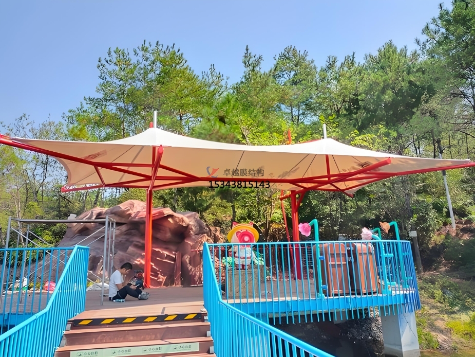 潛江游樂(lè)場(chǎng)膜結(jié)構(gòu)遮陽(yáng)棚——潛江膜結(jié)構(gòu)公司專(zhuān)業(yè)廠(chǎng)家