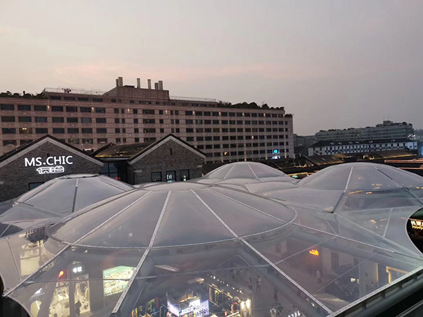 ETFE膜結(jié)構(gòu)材料的種類有哪些？如何選購(gòu)適合自己的ETFE膜結(jié)構(gòu)？