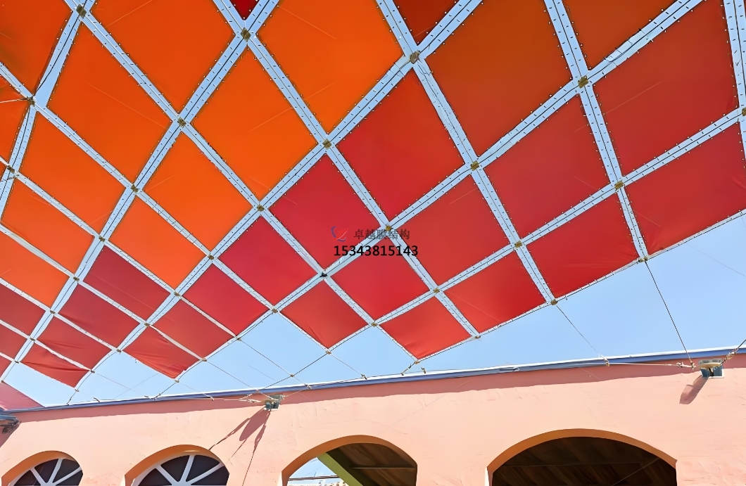 吐魯番膜結(jié)構(gòu)公司【索膜結(jié)構(gòu)】吐魯番<font color='red'>膜結(jié)構(gòu)廠家</font>