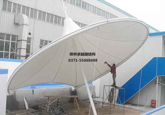 安陽張拉膜籃球場遮陽棚生產(chǎn)廠家設(shè)計施工【安陽學院張拉膜籃球場遮陽棚】等項目