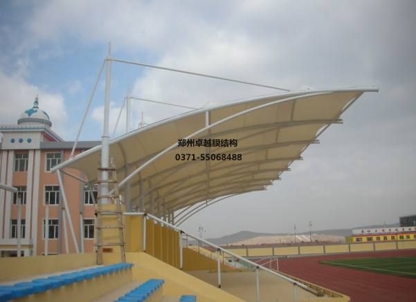 鄭州張拉膜籃球場(chǎng)遮陽(yáng)棚生產(chǎn)廠家設(shè)計(jì)施工【鄭州大學(xué)張拉膜籃球場(chǎng)遮陽(yáng)棚】等項(xiàng)目