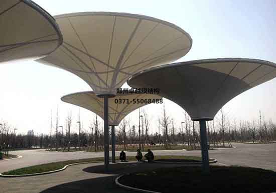 商丘張拉膜籃球場遮陽棚生產(chǎn)廠家設(shè)計施工【商丘學院張拉膜籃球場遮陽棚】等項目