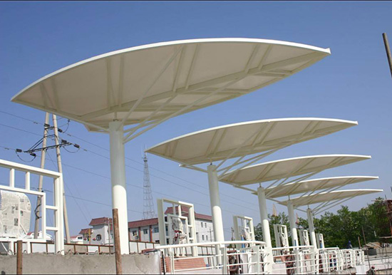 主席臺膜結構的優(yōu)勢有哪些